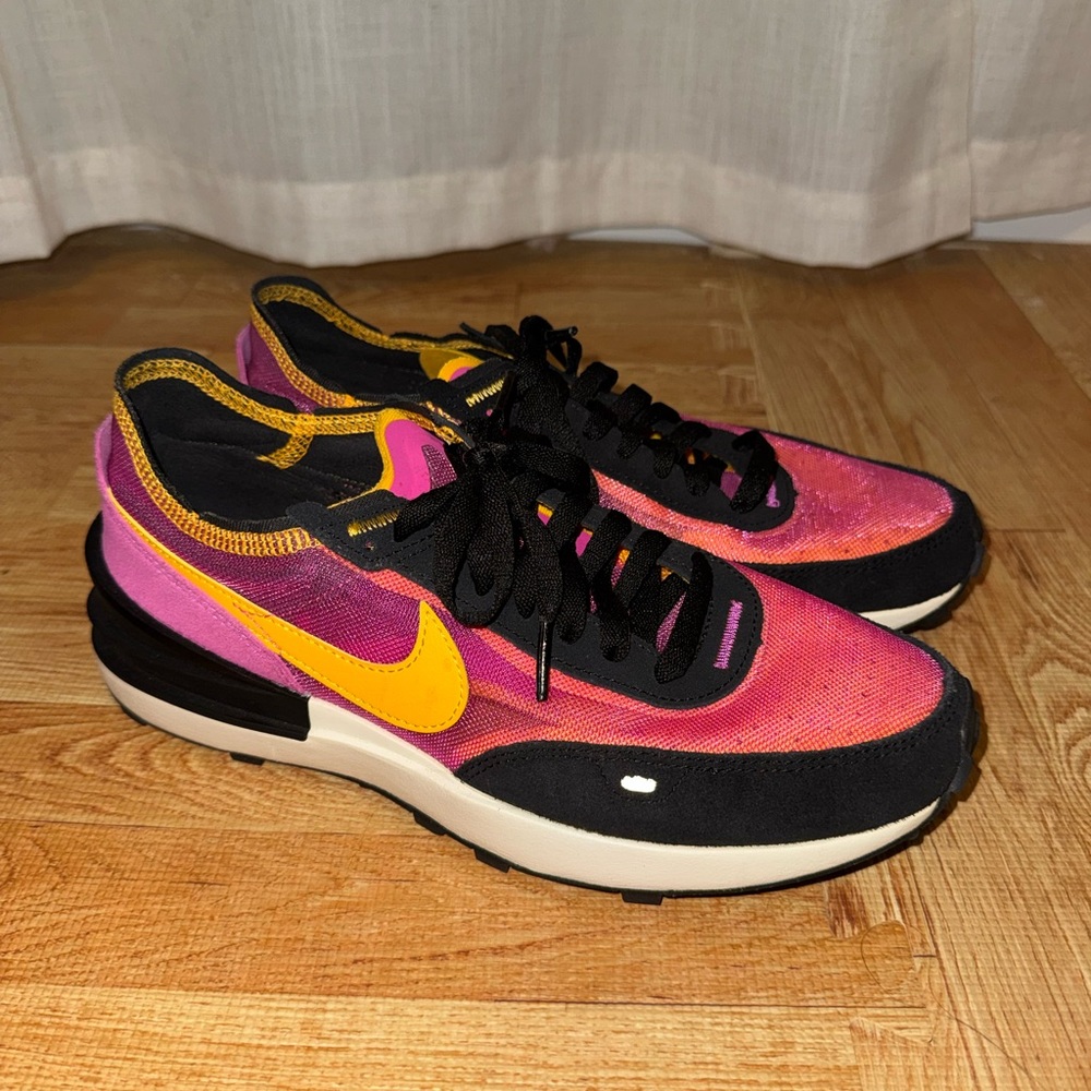 Nike - Women - Woman’s Waffle One - size 8.5 - Fuchsia/University Gold/Black